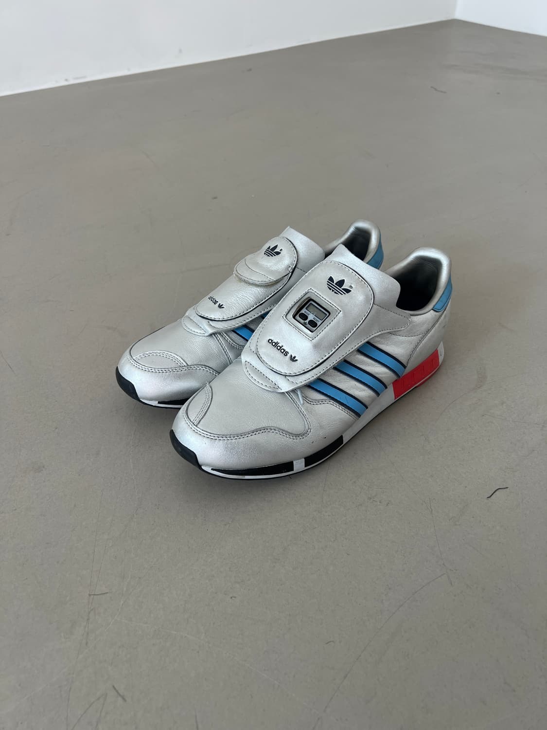 아디다스 마이크로페이서 OG 30주년 상품이미지1