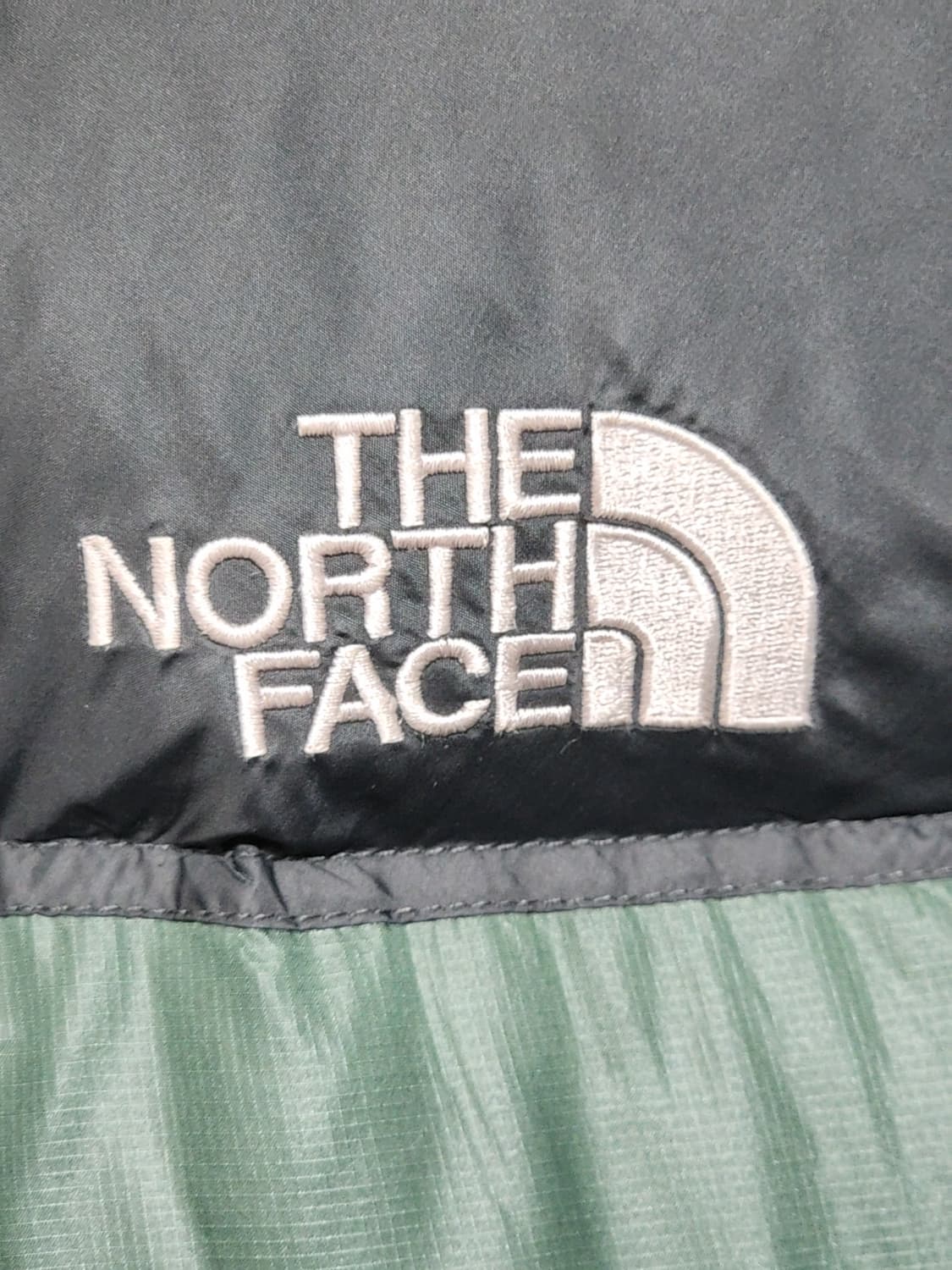 (100) 노스페이스 눕시패딩 점퍼 700 구스다운 거위털 자켓  상품이미지4