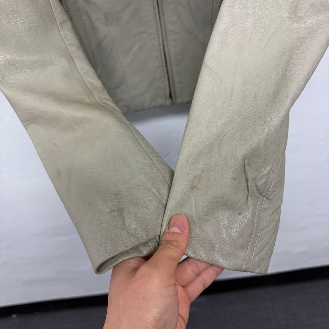 띠어리 양가죽 자켓 상품이미지9