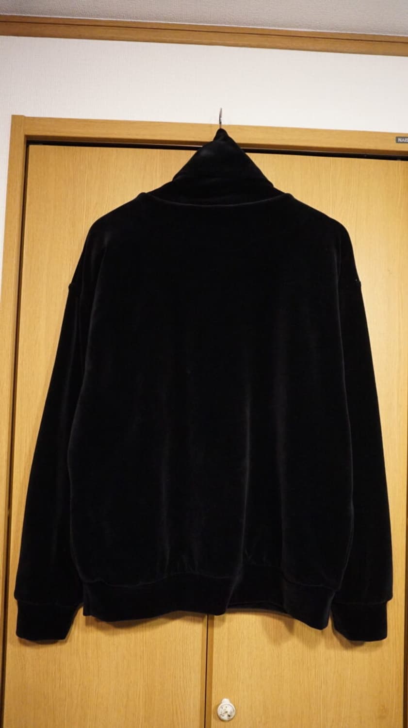 [차은우님 착용] 생로랑 22fw 벨벳 터틀넥 상품이미지5