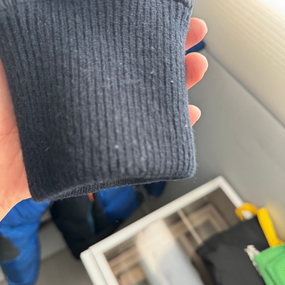 톰브라운 패딩 봄버 팝니다. 상품이미지4