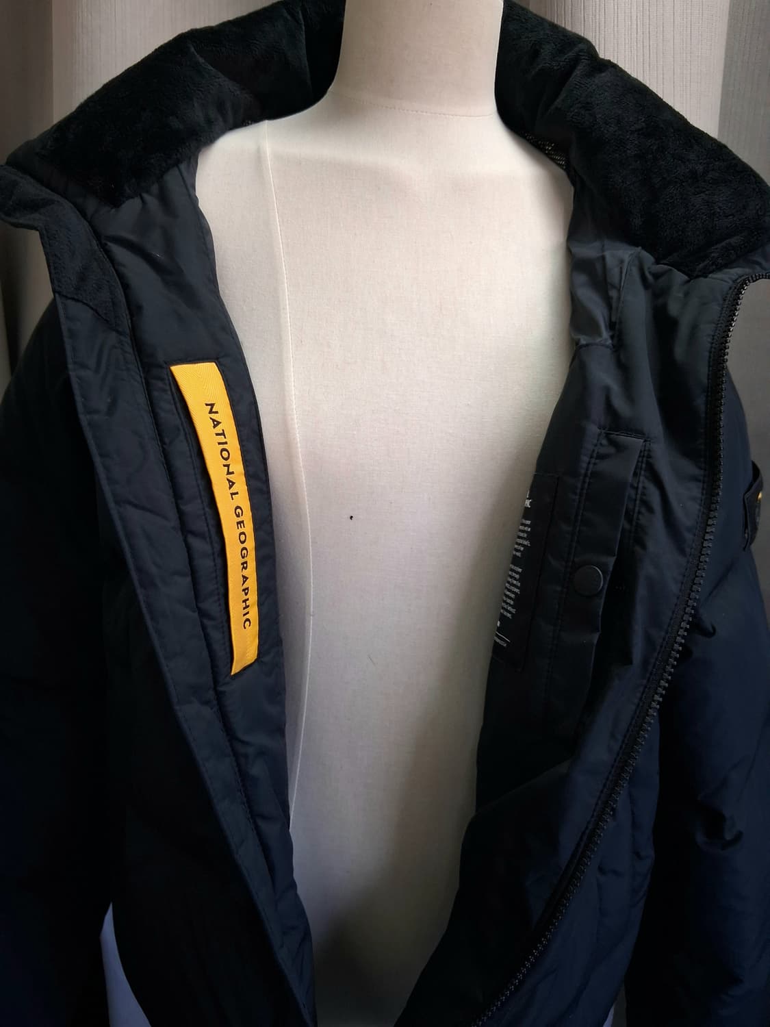 내셔널지오그래픽 숏패딩 카본 블랙 S/M#신품급 상품이미지5