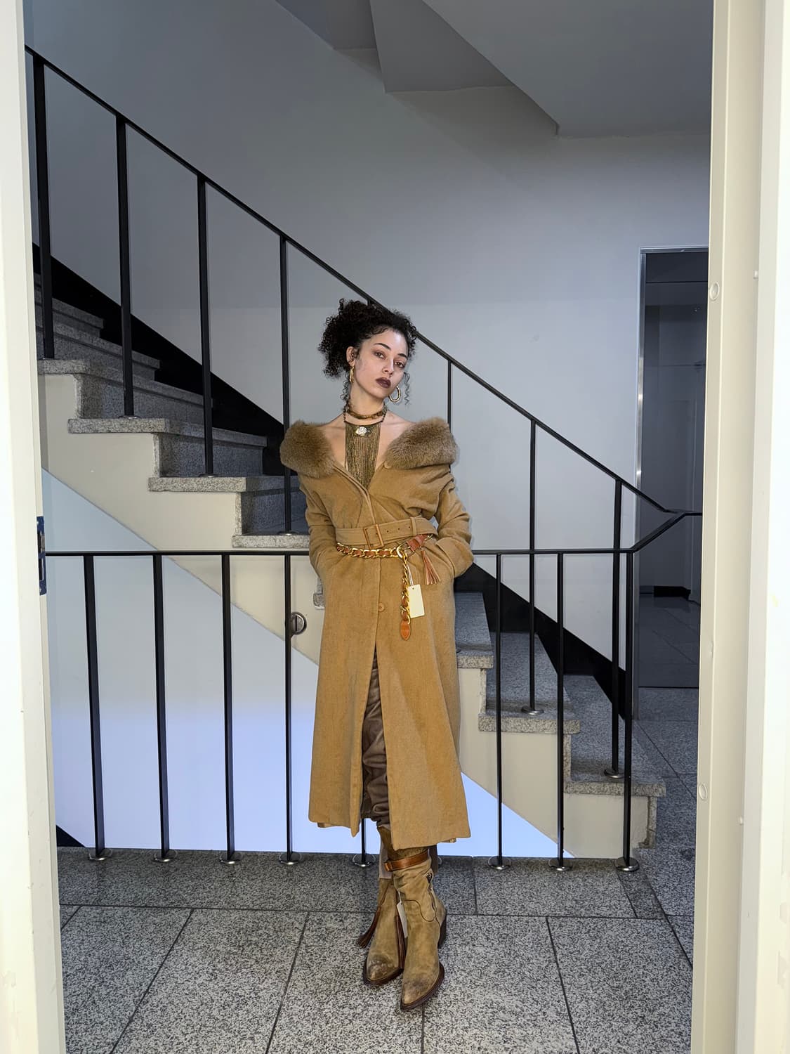 fur collar maxi coat 상품이미지3