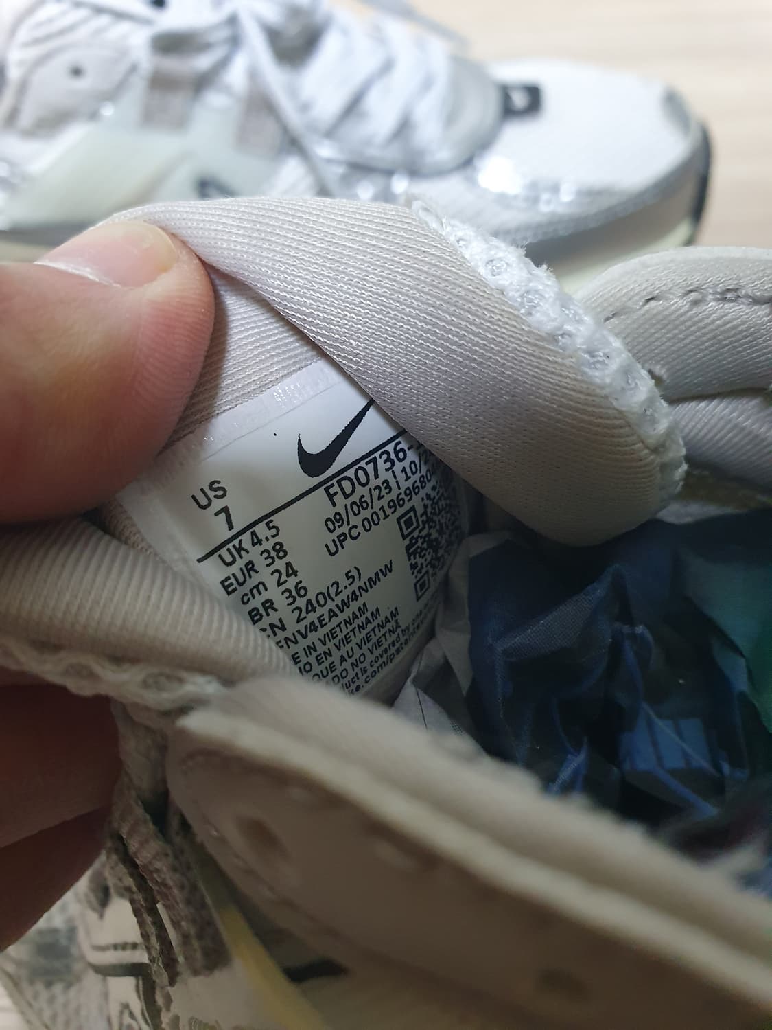 나이키 v2k 런 운동화 240 상품이미지7