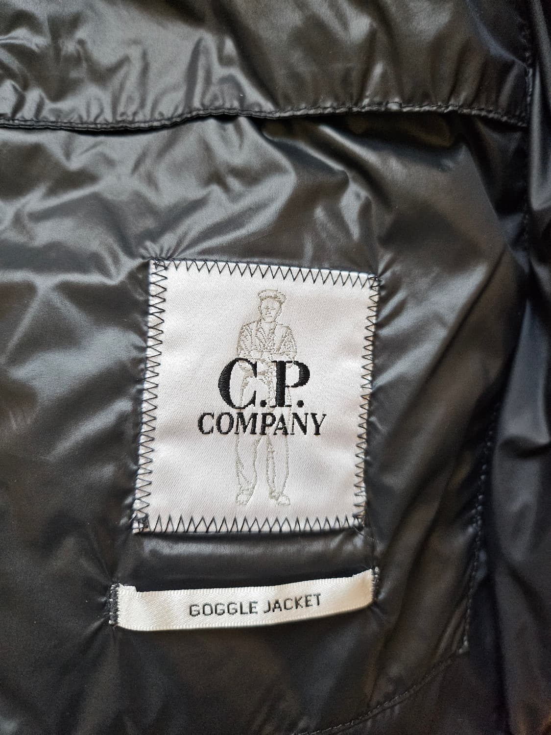 cp컴퍼니 cp쉘 패딩 상품이미지4