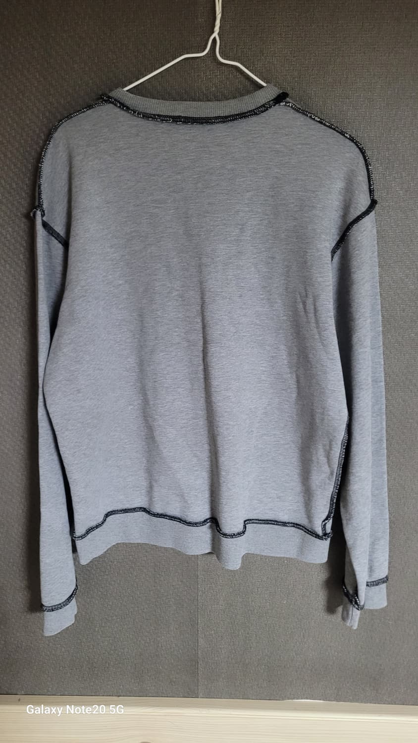 Jw.엔더슨 맨투맨 상품이미지2