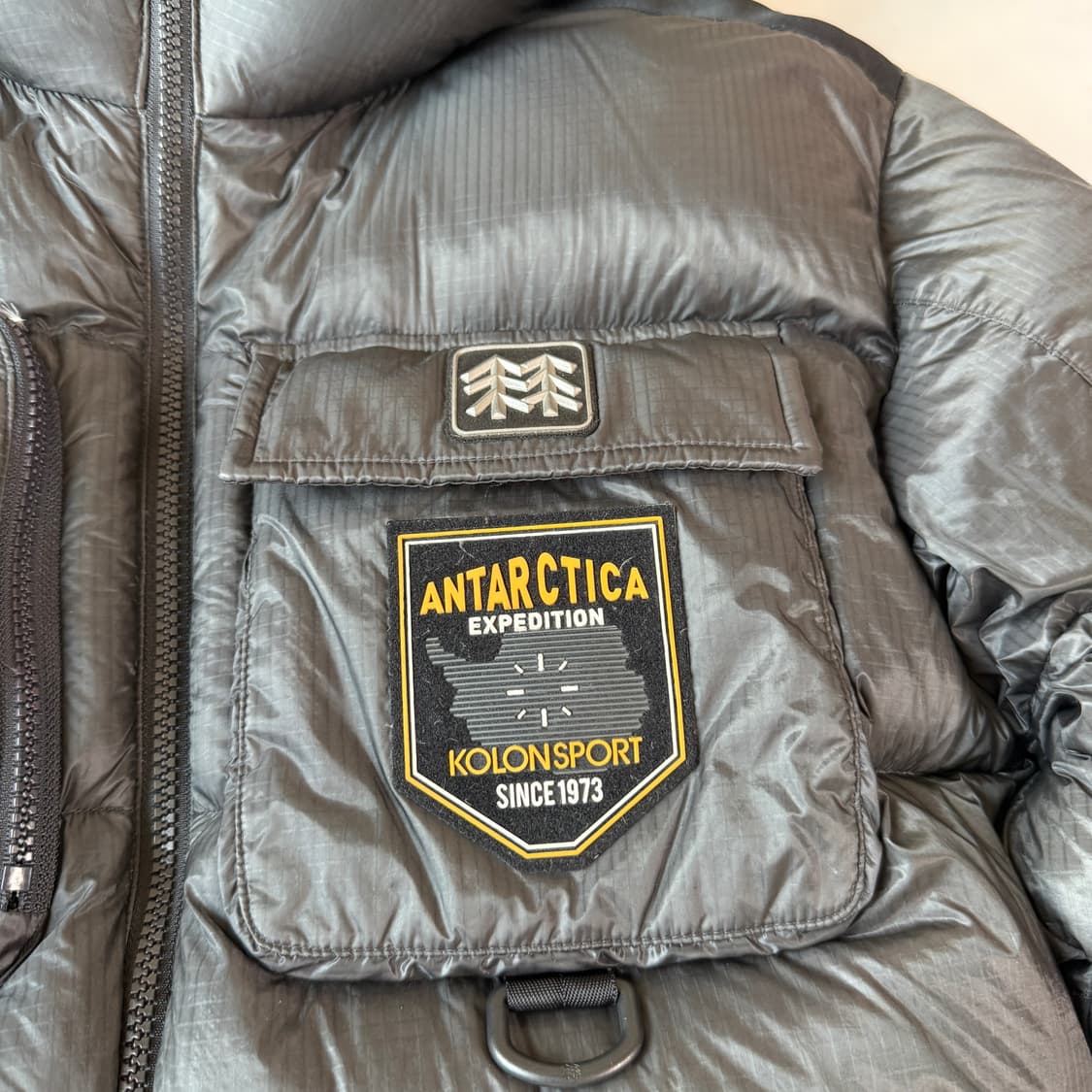 코오롱스포츠 안타티카 퍼텍스 블랙 초경량패딩 상품이미지4