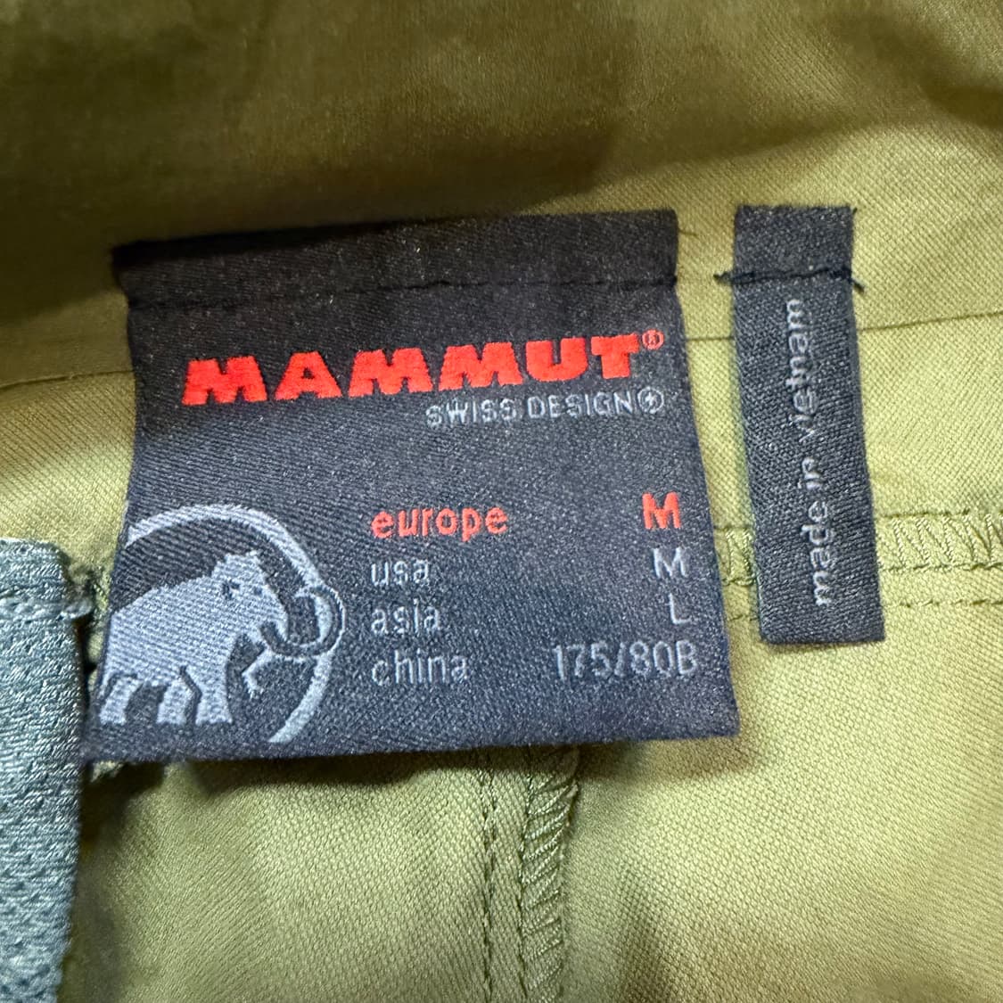  마무트 마운틴 트레킹 경량 카키팬츠 상품이미지3
