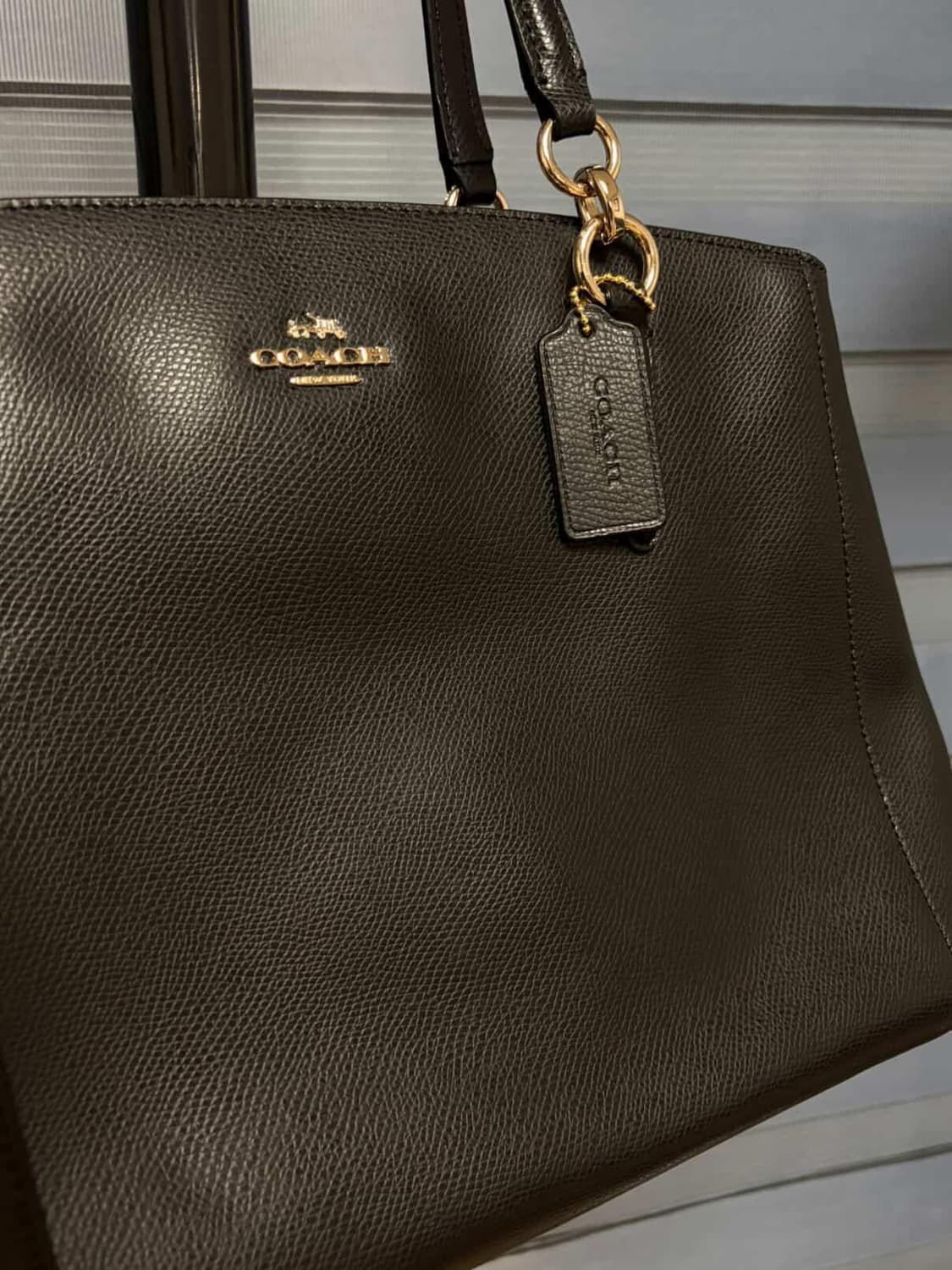 새상품 정품 코치 블랙 레더 숄더백 토트백 상품이미지1