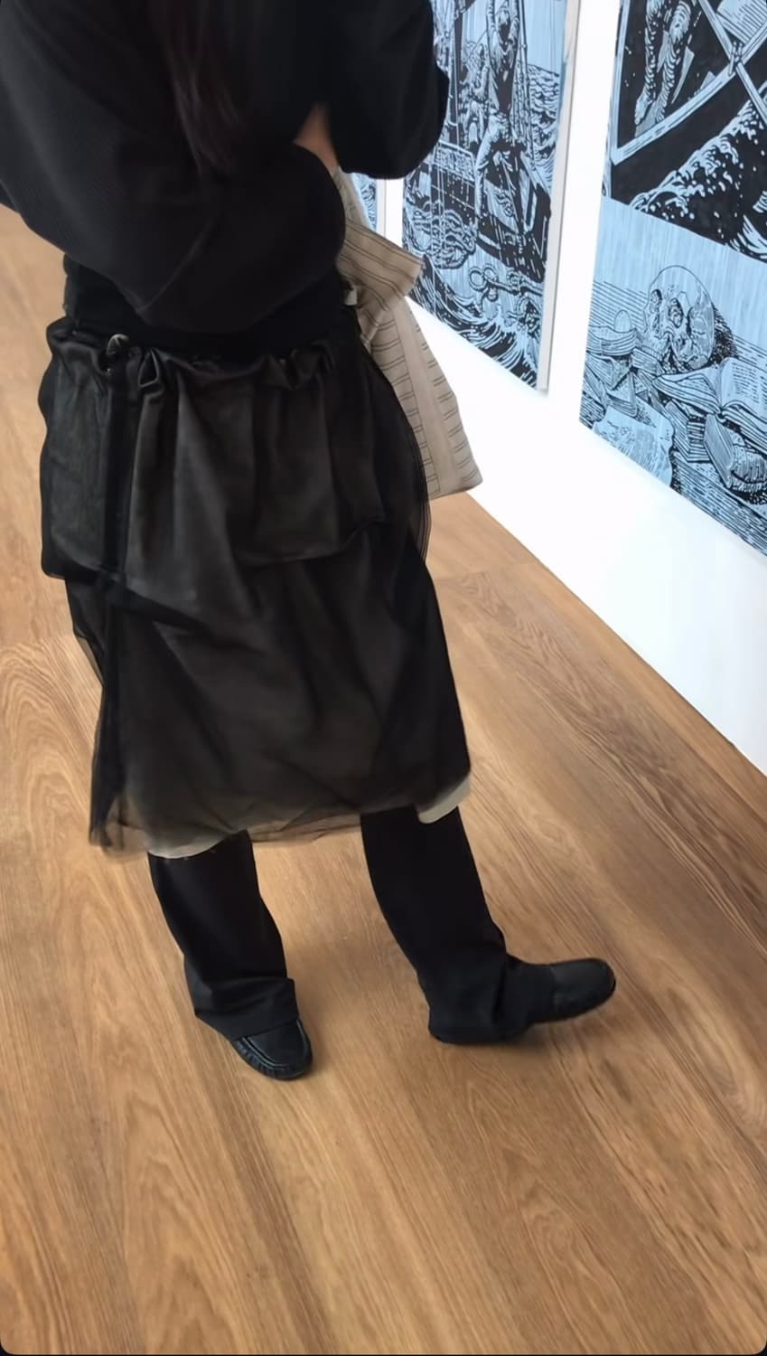 에옹쓰 2025FW SHASHA Skirt 상품이미지1