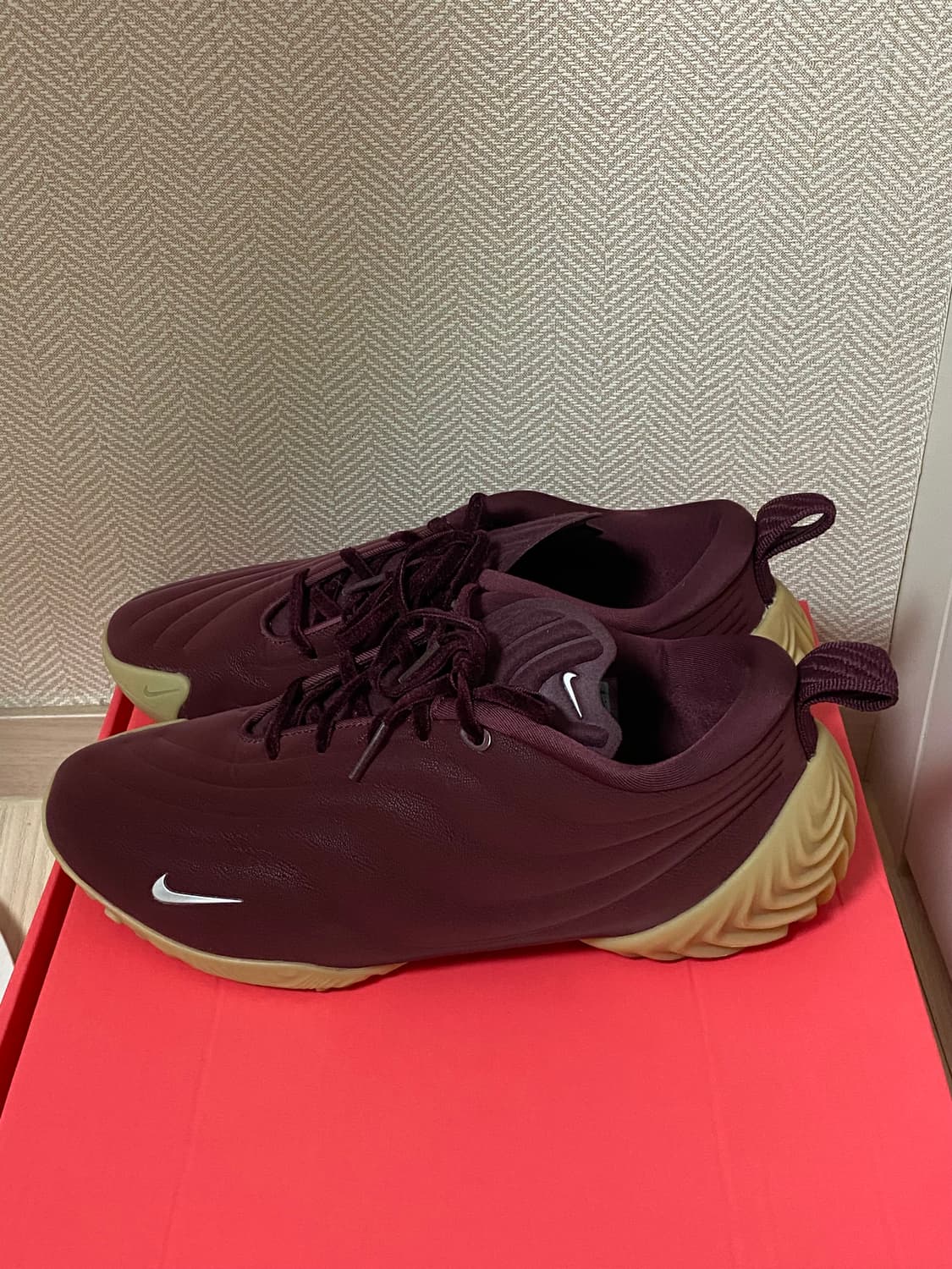 나이키 아스트라 울트라버건디 240 상품이미지2