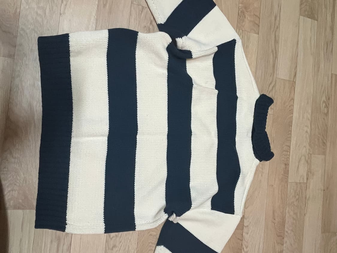 메인부스 스트라이프 니트 상품이미지2