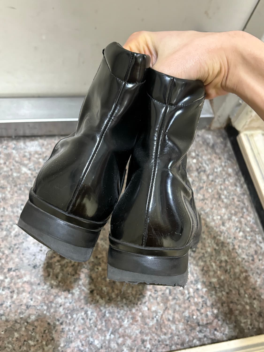 프라다 앵클부츠 상품이미지2