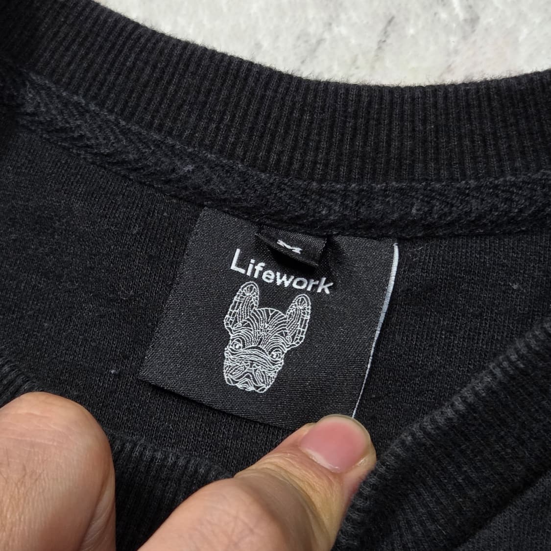 라이프워크 블랙 맨투맨 상품이미지7