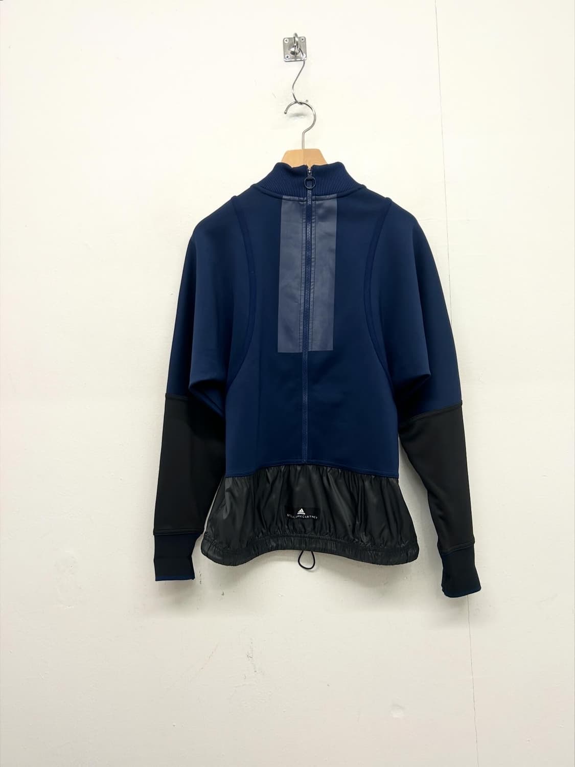 아디다스 스텔라맥카트니 블루 블랙 맨투맨 상품이미지5