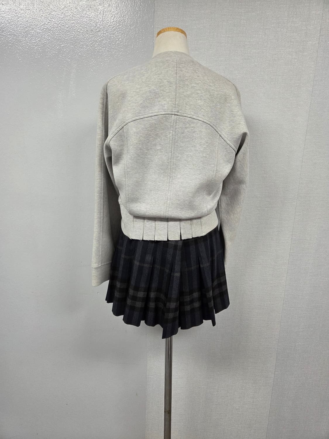 듀엘   여성맨투맨 상품이미지3