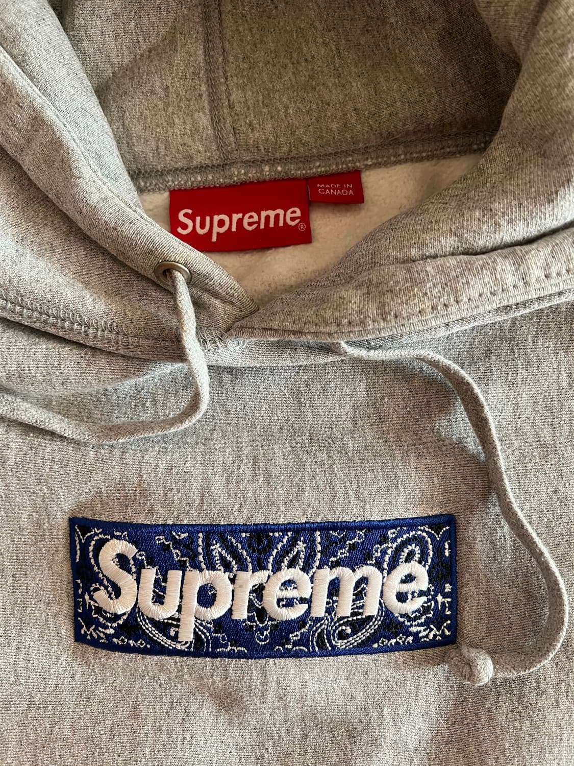 슈프림 반다나 박스로고 후드 그레이 색상 라지 판매 합니다 상품이미지2