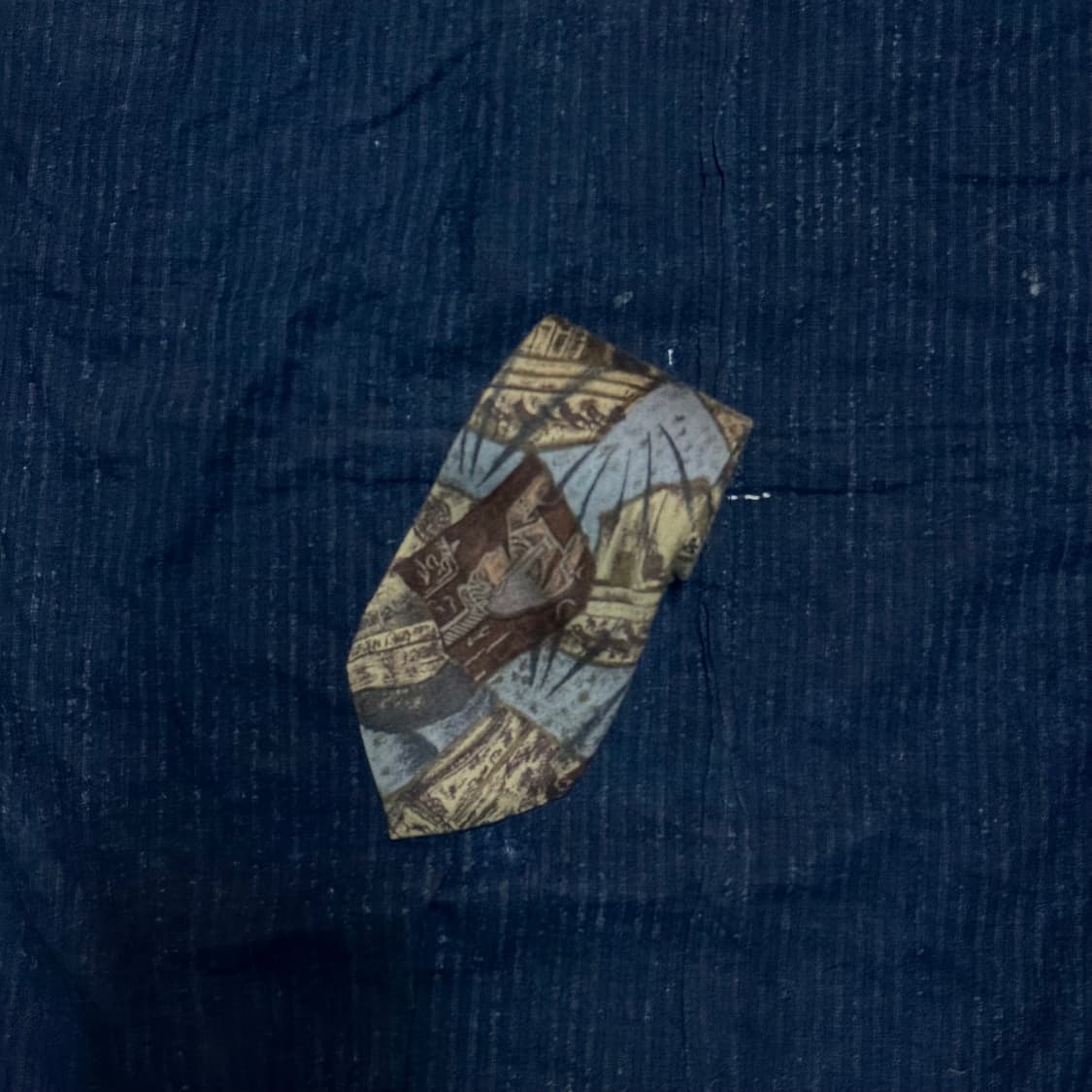 Domino 파라오닉 패턴 실크 타이 상품이미지1