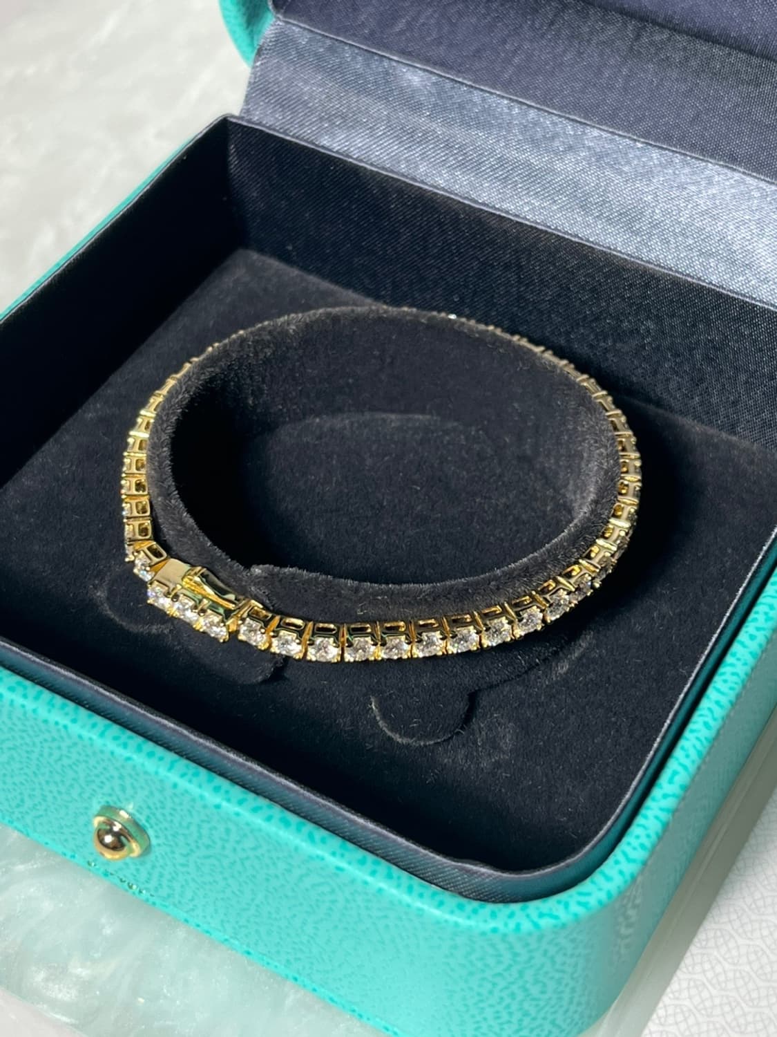 *새상품* 모이사나이트 4프롱 18k 옐로우골드 원터치 테니스 은팔찌  상품이미지2