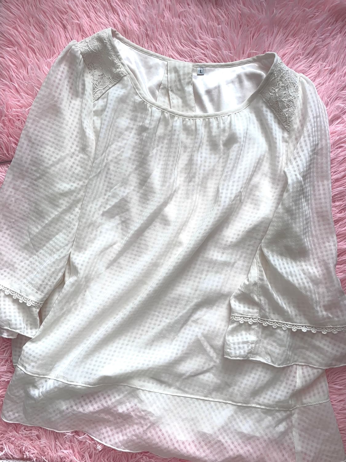 여리여리 화이트 체크 프릴 달천깔 블라우스 상품이미지1