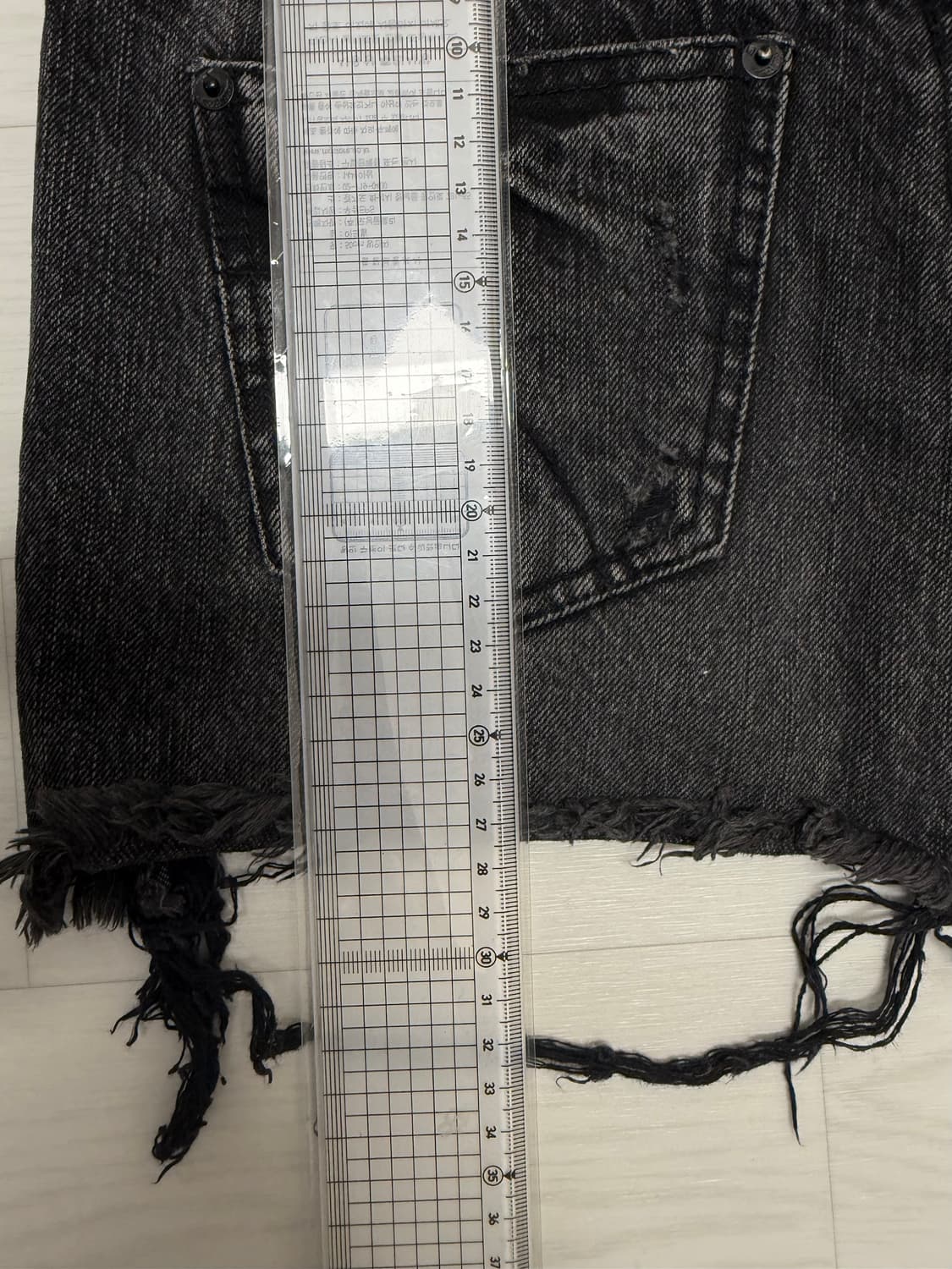 블랙 데님 데미지 미니 스커트 상품이미지6