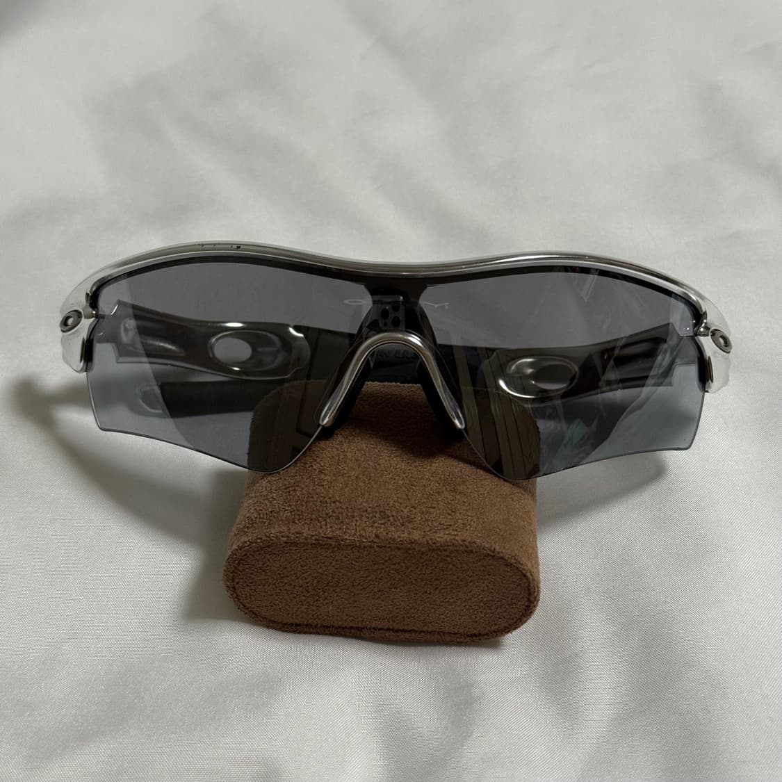 오클리 레이다 알루미늄 판매합니다 상품이미지2