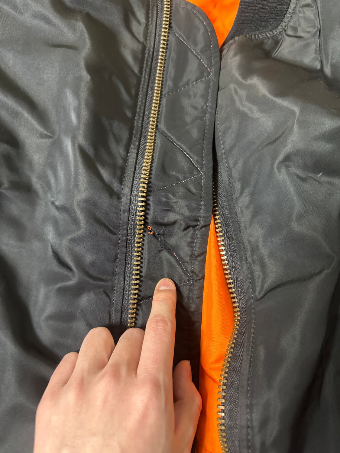 [L] 90s 알파인더스트리 MA-1 Made in USA 상품이미지3