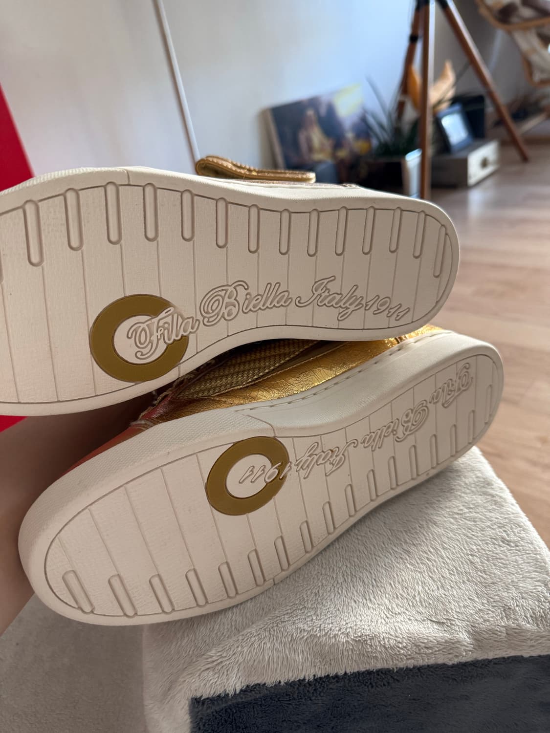 휠라 x 빅뱅 콜라보 골드 하이탑 (250mm) 상품이미지6