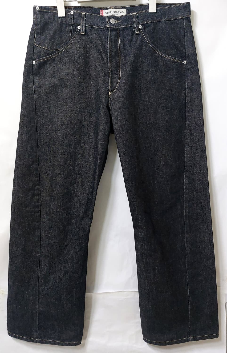 리바이스 엔지니어드 데님 흑 청바지 36 상품이미지3