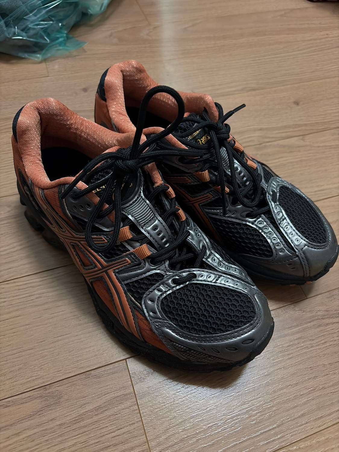 아식스 젤 님버스10.1 230 상품이미지1