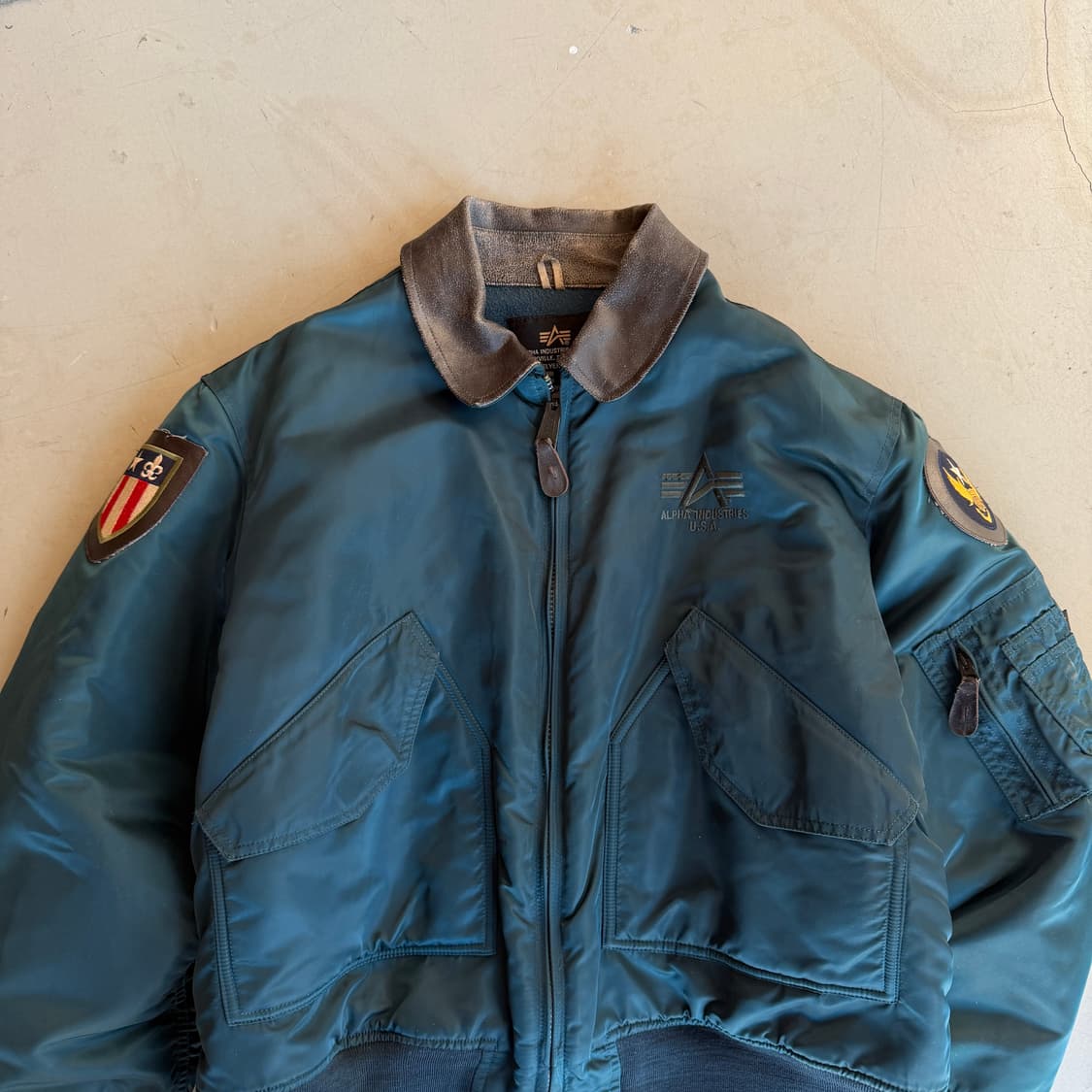 알파 인더스트리 cwu-45 플라이트 자켓 상품이미지3