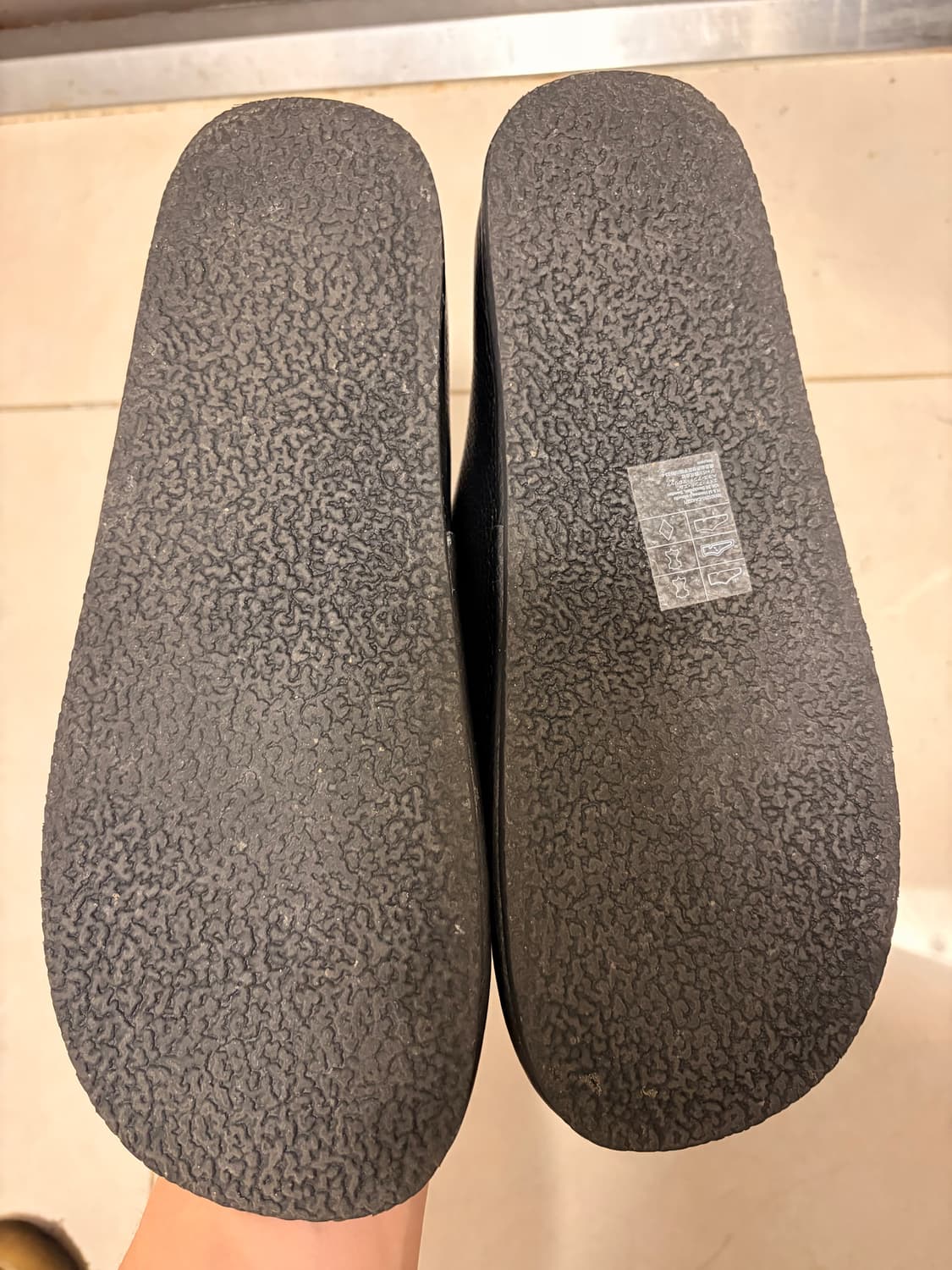 h&m 아뜰리에 프리미엄 라인 레더 뮬 슬리퍼 43사이즈 280 상품이미지4