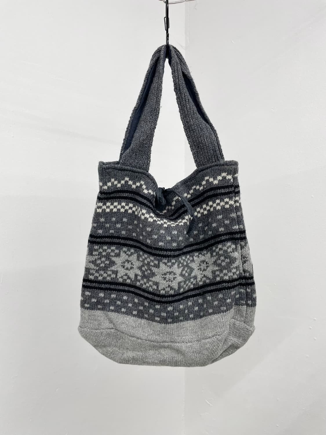 JPN 노르딕 모리 니트백 상품이미지1