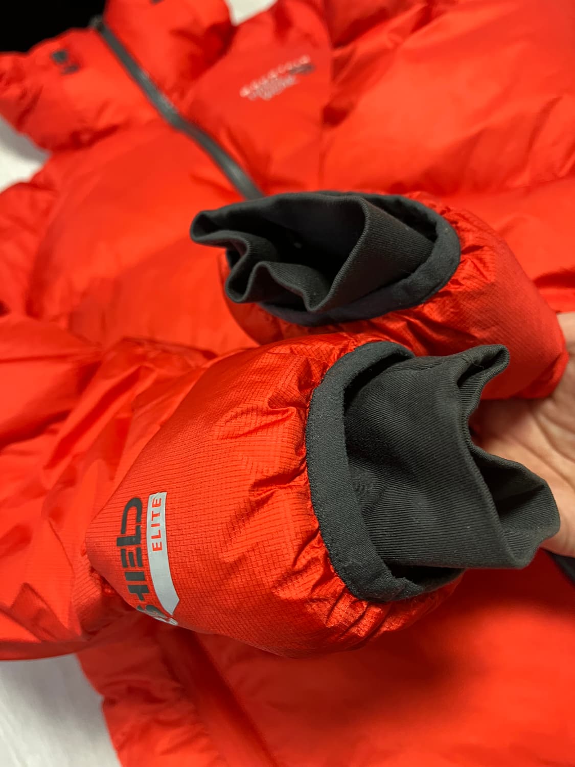 마운틴하드웨어 닐라스 패딩 95-100 상품이미지5