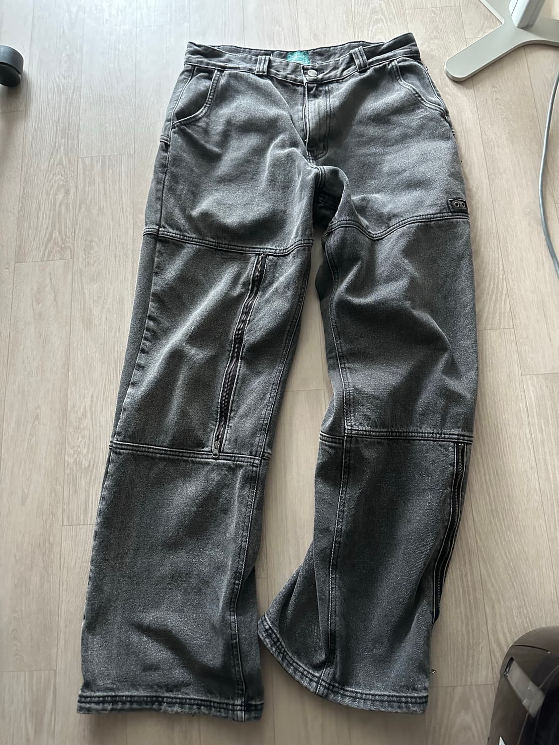 더콜디스트모먼트 팬츠 상품이미지6