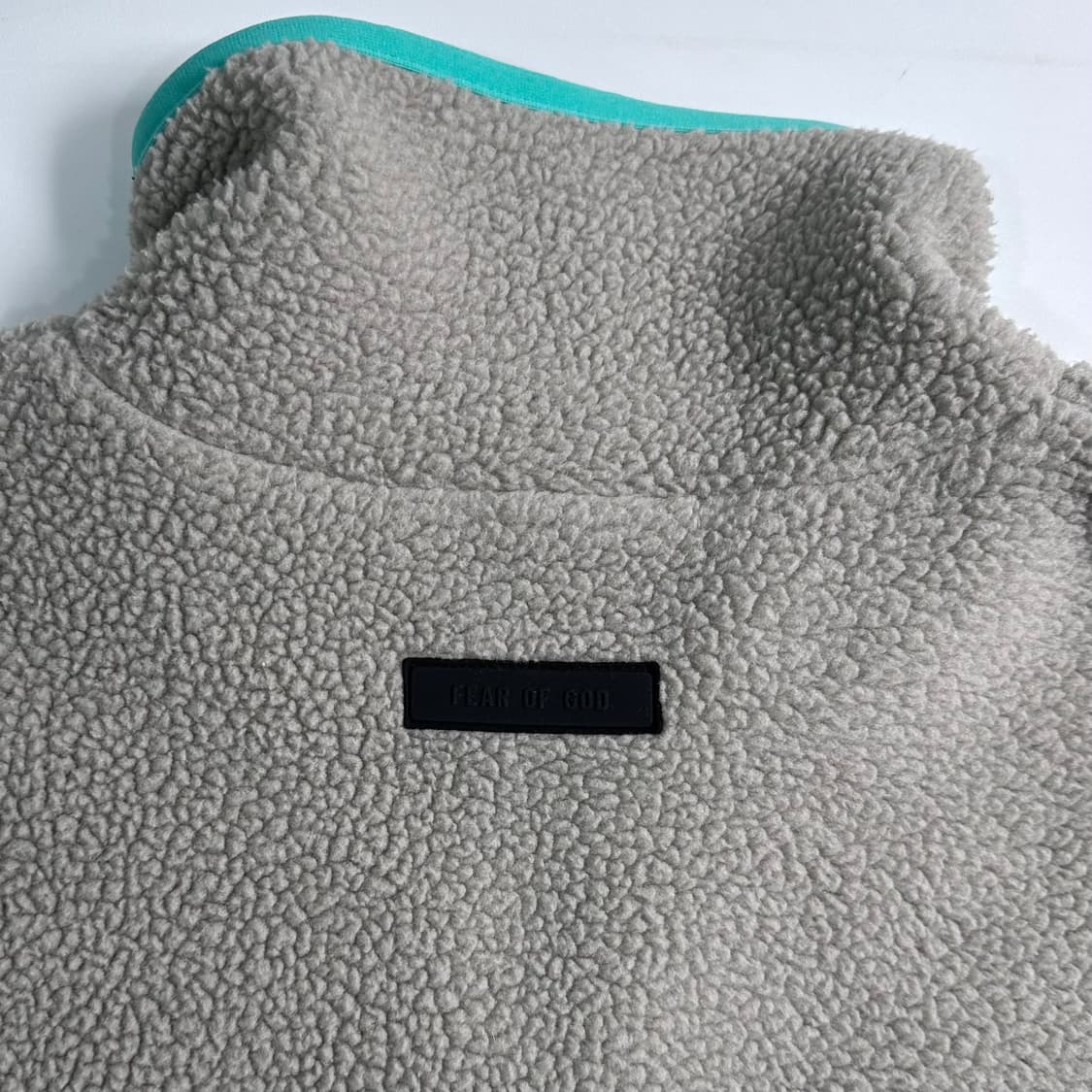 피어오브갓 에센셜 후리스 반집업  - Price : ₩ 180,000   상품이미지4