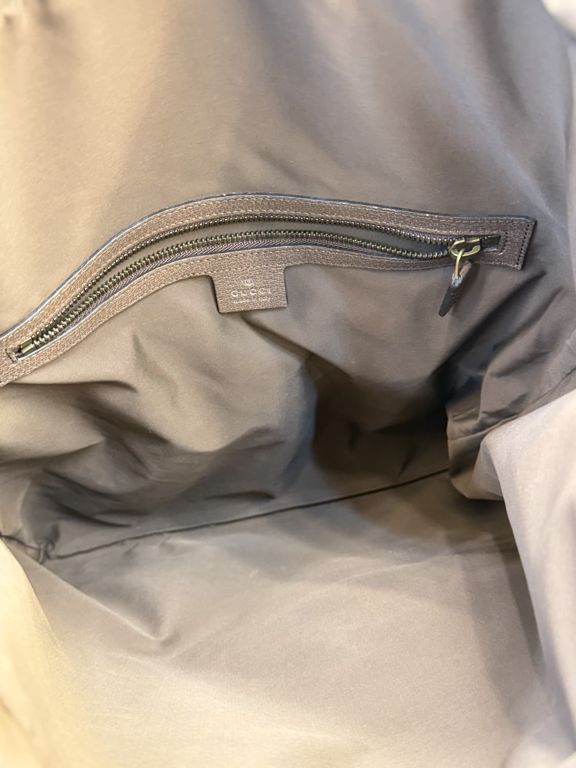 구찌 네오 GG 수프림 드로스트링 백팩 상품이미지8