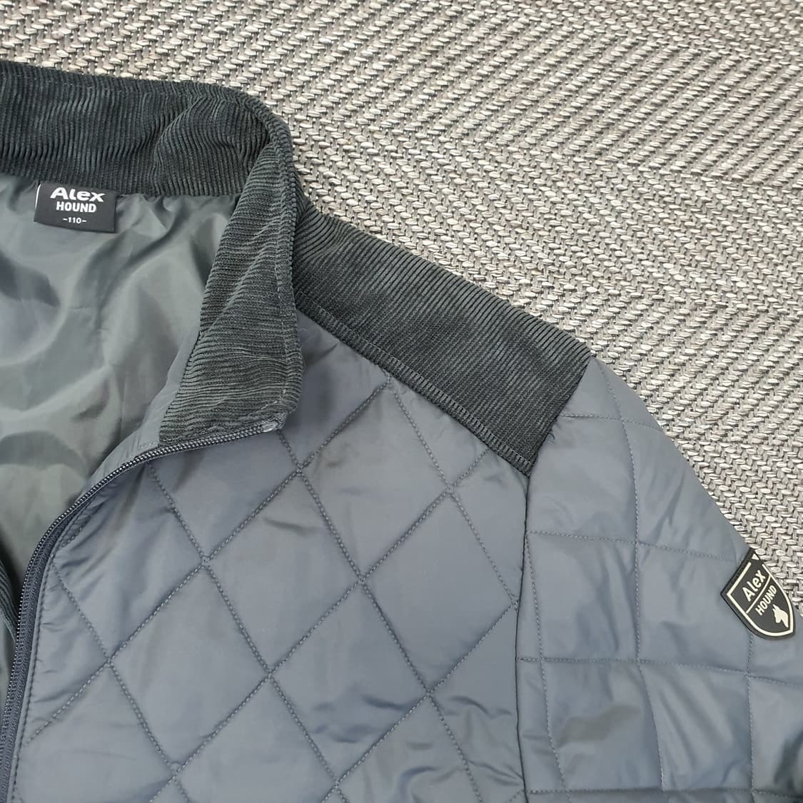 알렉스하운드 퀼팅 경량패딩 남자110 상품이미지3