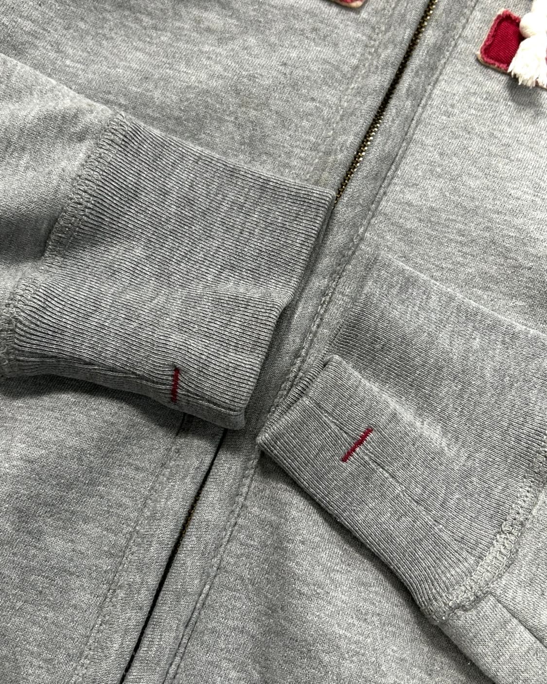  후아유 y2k 자수로고 그레이 후드집업 상품이미지5