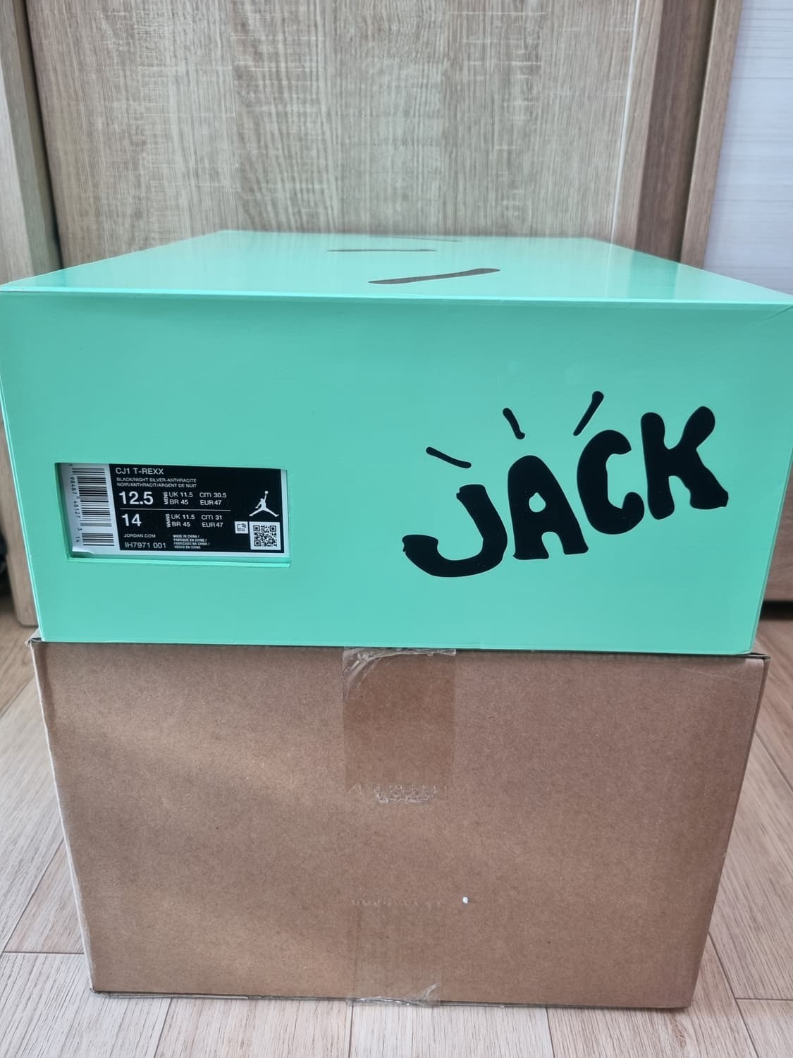 조던 x 트래비스 스캇 x 체이스 B 점프맨 잭 TR 블랙 나이트 305 상품이미지6