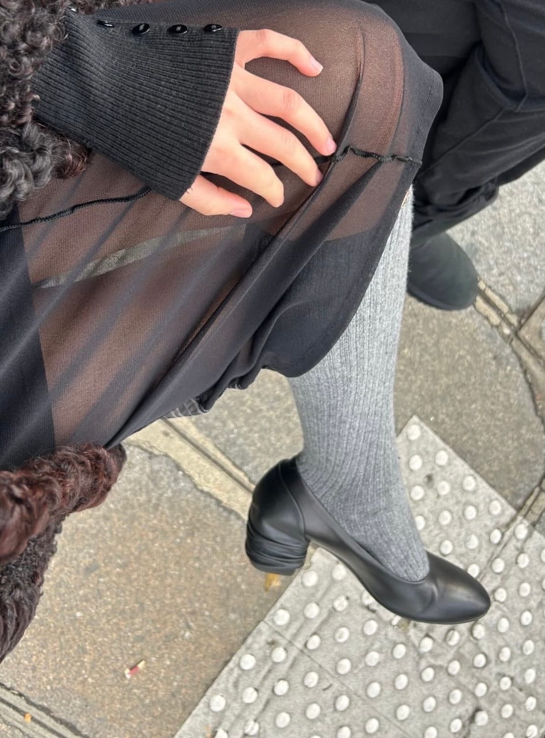 꼼데가르송 드레이프 힐 레더 펌프스 상품이미지8