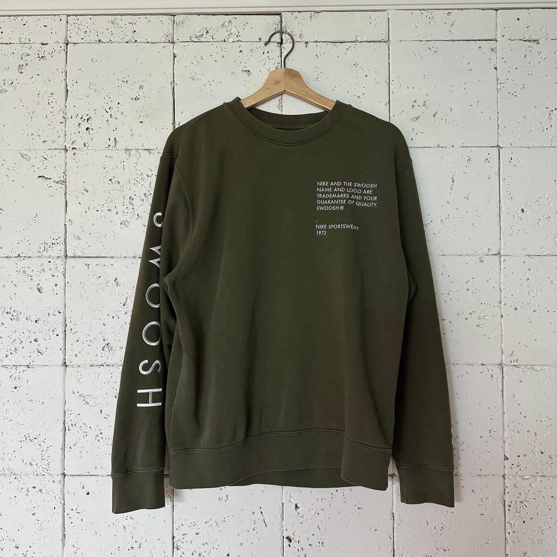 M 나이키 맨투맨 조거팬츠 세트 카키 상품이미지1