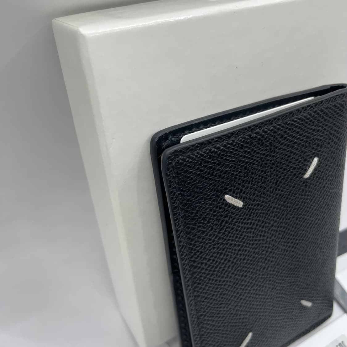 메종 마르지엘라 포스티치 폴드 카드지갑 상품이미지2