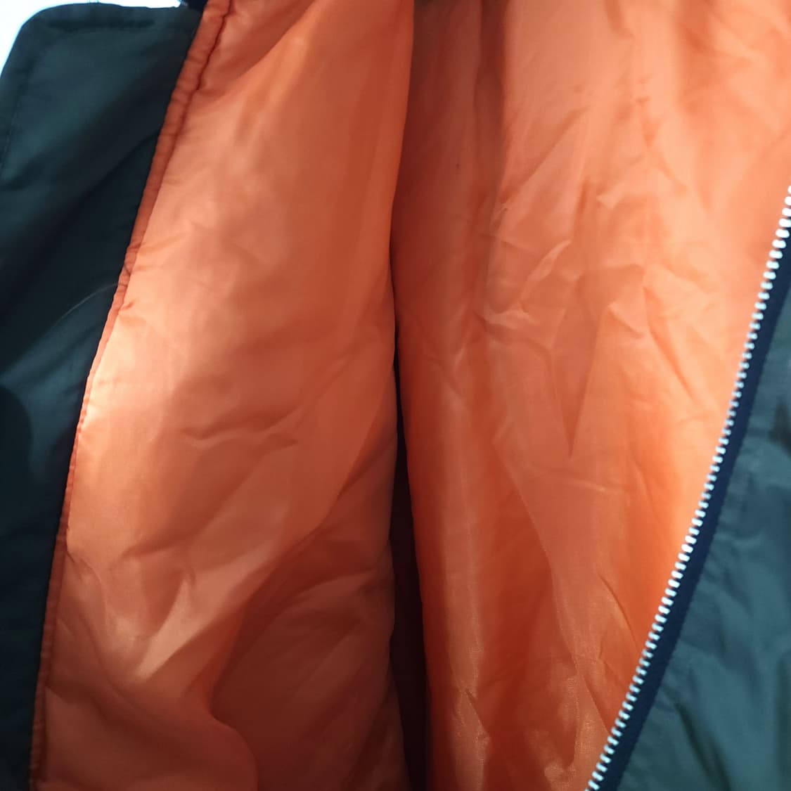 F(138) / 어나더유스 /MA-1 항공점퍼 카키색 상품이미지5