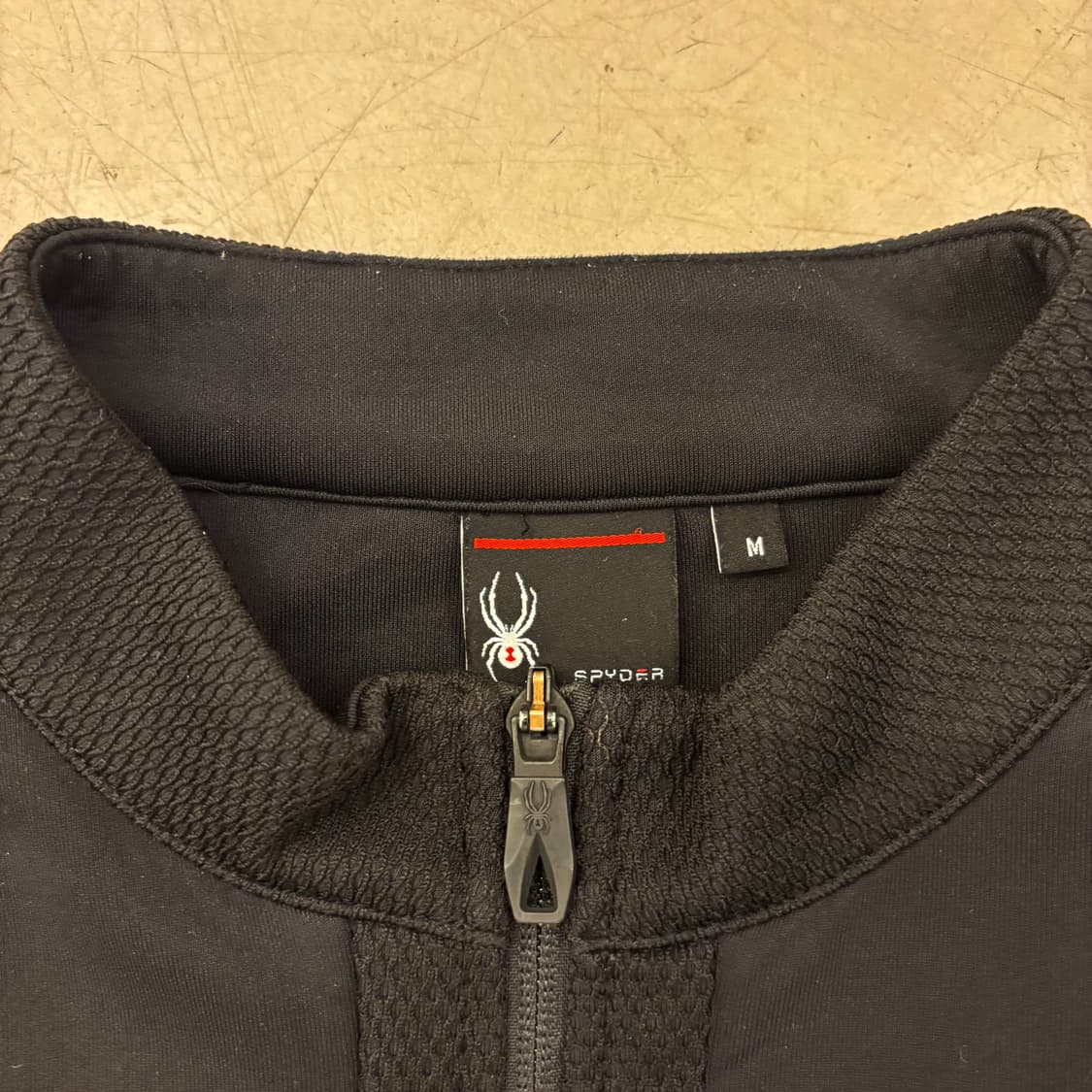 스파이더 블랙 스몰로고 집업 상품이미지3