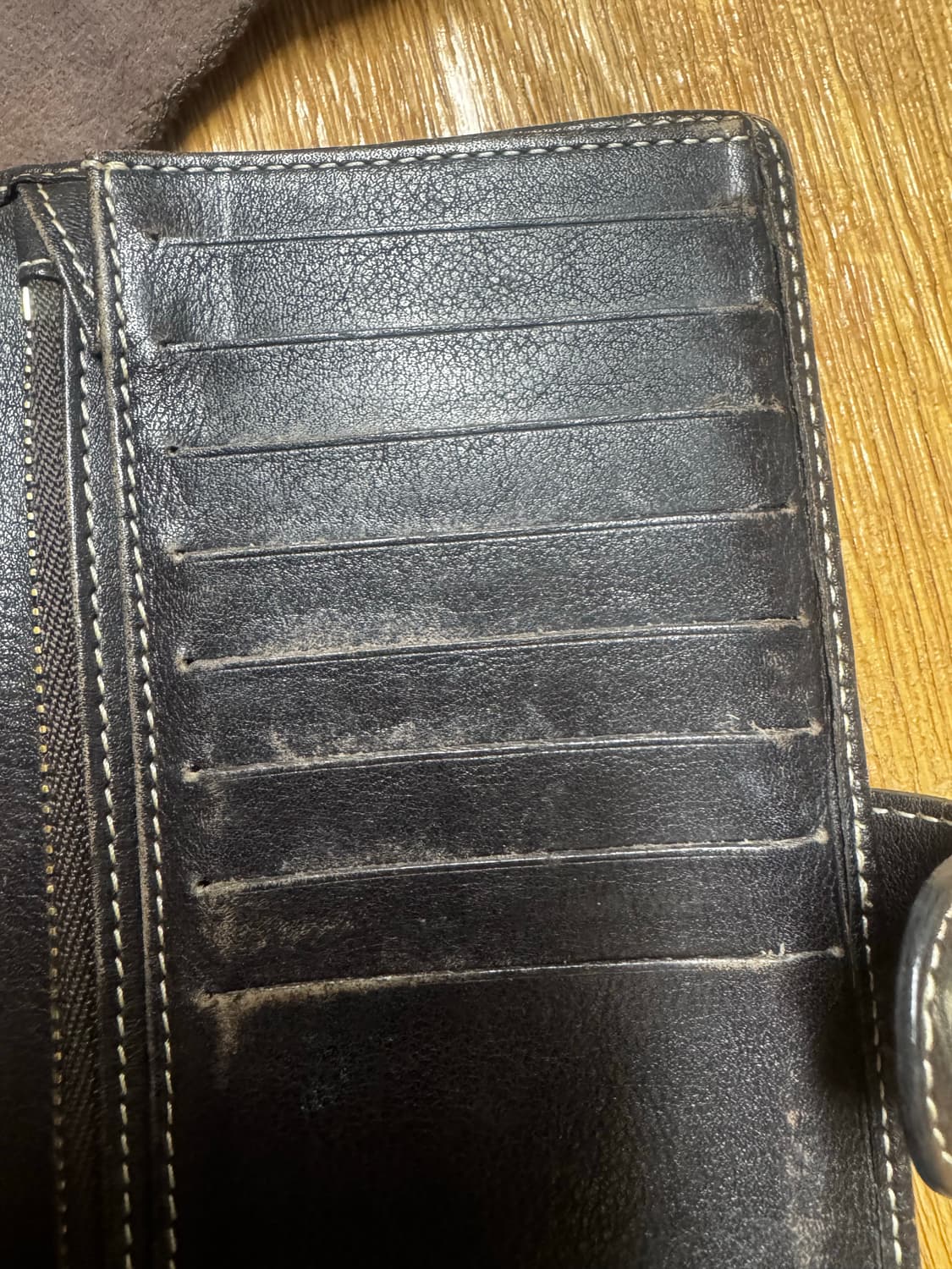 셀린느 마카담 장지갑 상품이미지5