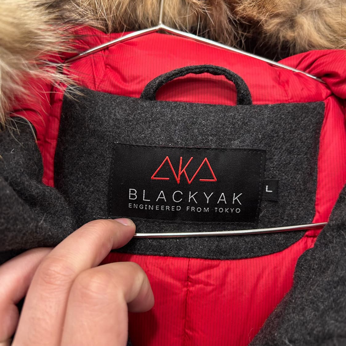 블랙야크 프리미엄 구스다운 울 후드 롱패딩 상품이미지3