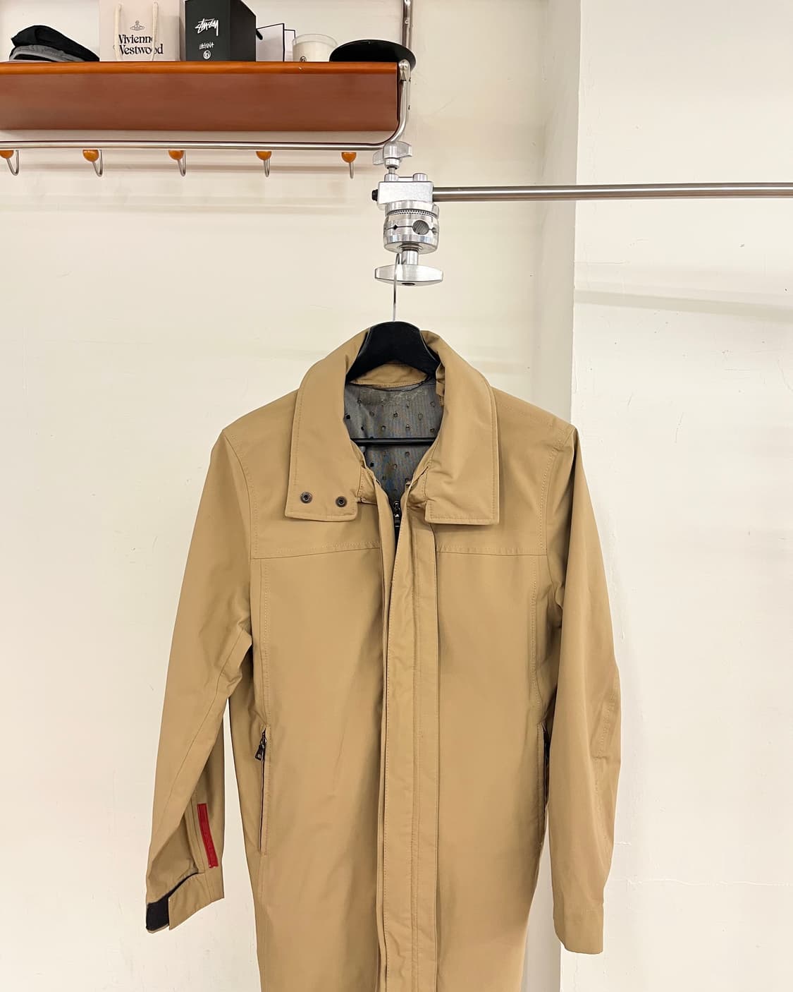 프라다 카멜 테크니컬 트렌치 코트 상품이미지2