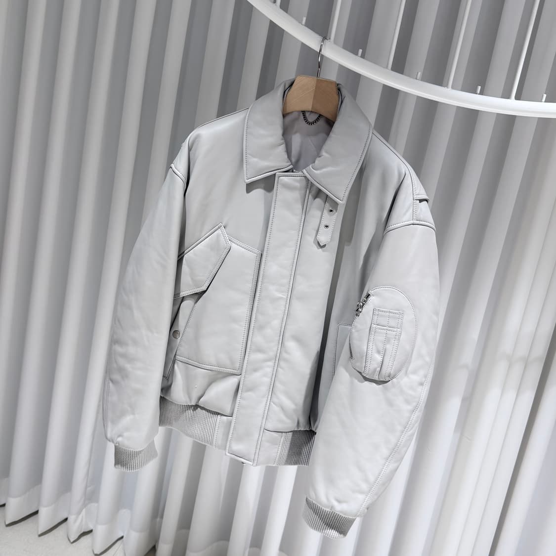 (A+/50) / 솔리드옴므 양가죽 램스킨 레더 MA1 블루종 봄버 자켓 상품이미지2