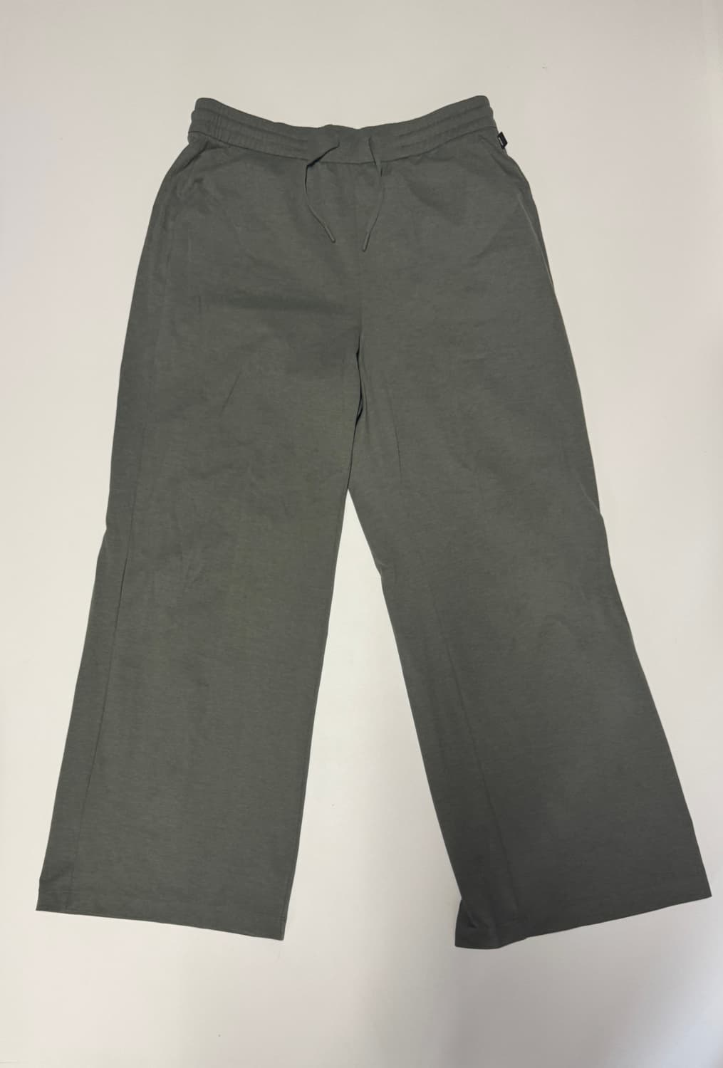 여성 안다르 Andar 23년도 와이드 트레이닝 팬츠 XL 올리브그린 상품이미지1